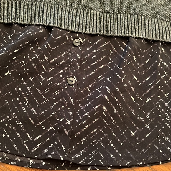 Ellen Tracy Sweater - Picture 11 of 11